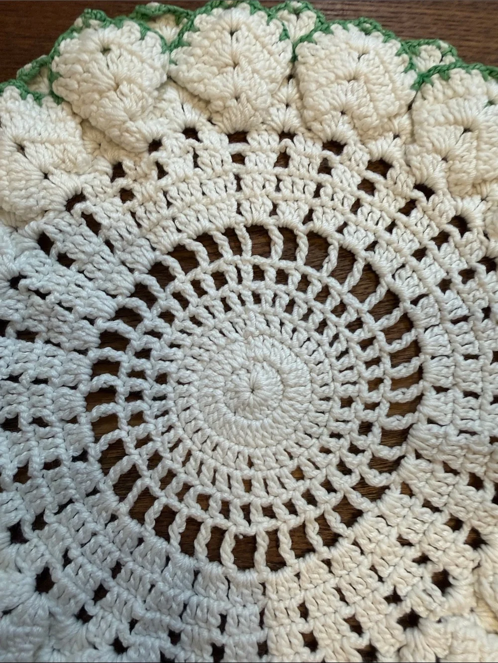 Source Unknown White & Green Crochet Doily Set - 2 Piece